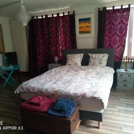 Au Petit Bonheur Bed and Breakfast Courgenay Εξωτερικό φωτογραφία