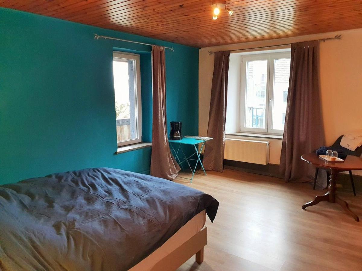 Au Petit Bonheur Bed and Breakfast Courgenay Εξωτερικό φωτογραφία